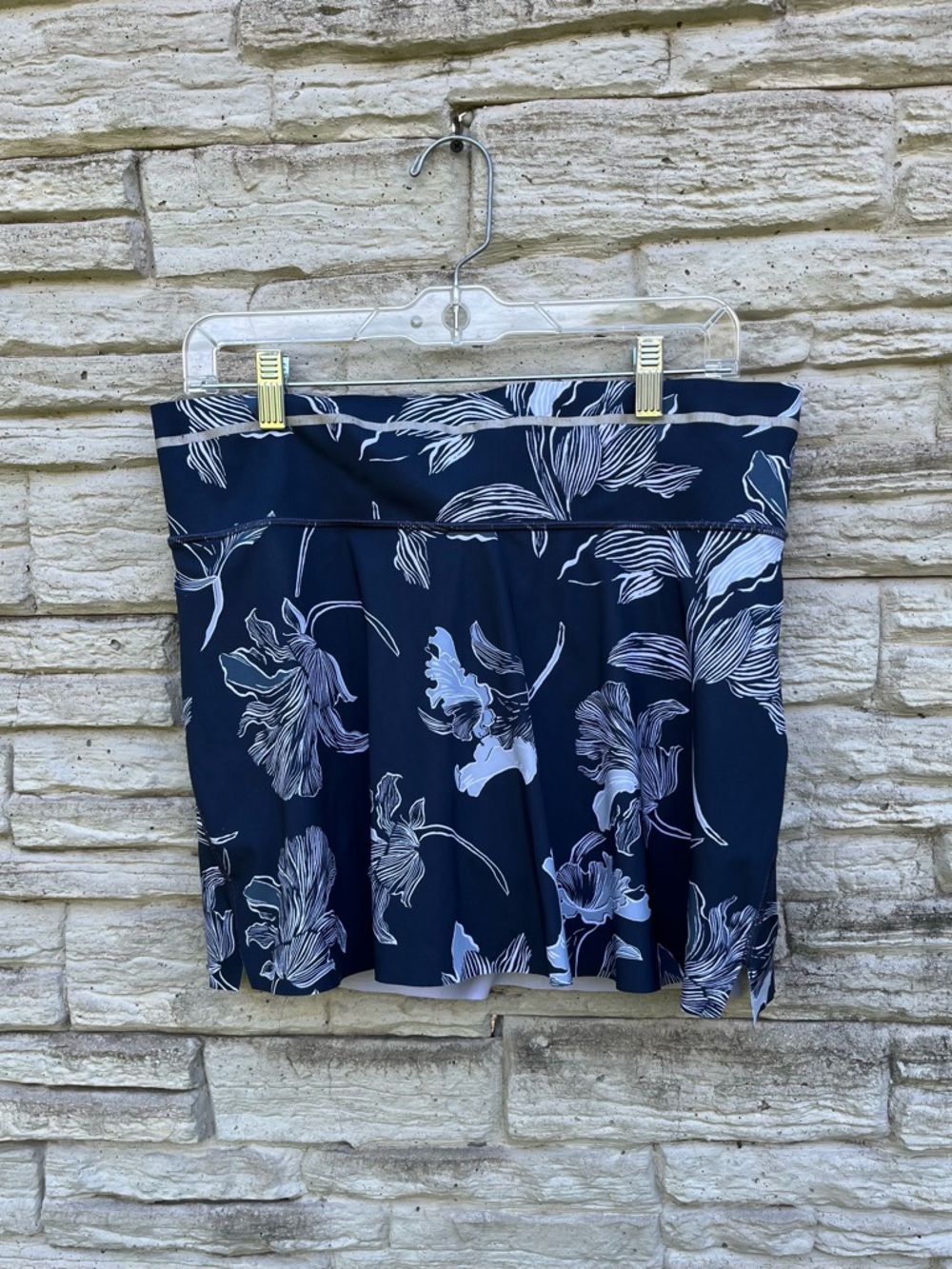 Athleta Navy Floral A-Line Women's Skort Medium
